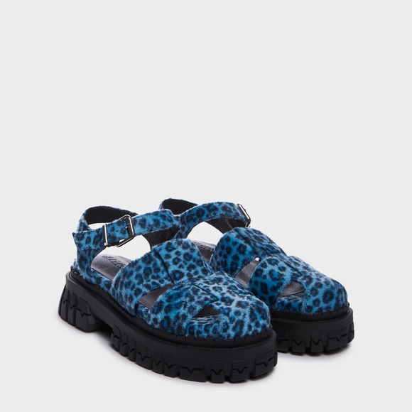 dELiA*s Shoes - Nostalgic Games Platform Sandals - Leopard